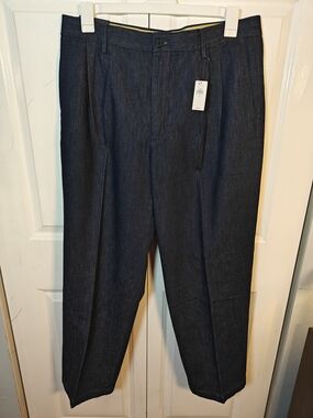 NWT Banana Republic Mens 36 Smithfield Relaxed Pleated Tapered Jeans Indigo